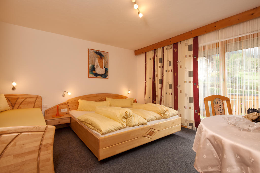 Haus Larcher Oetz Room photo